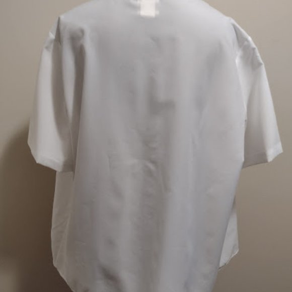 Classic Fashions, White 7-Front Buttons w/Tie, Short Sleeves, Size-20 - Picture 2 of 4